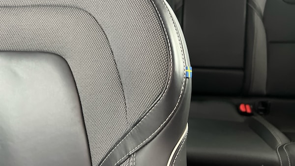 Used Volvo XC60 2022 for sale - 76180217: Photo 44