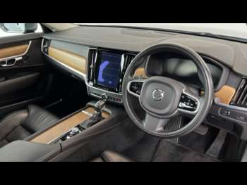 Used Volvo S90 2018 for sale - 74856805: Photo