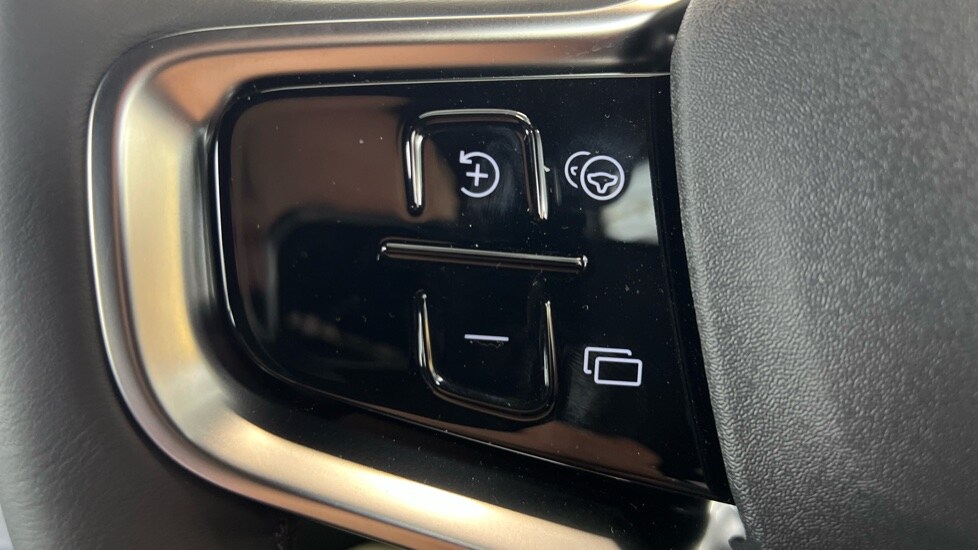 Used Volvo EX30 2025 for sale - 77035916: Photo 19