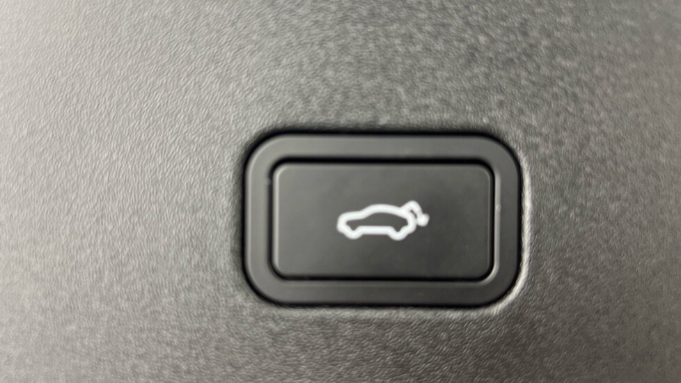 Used Volvo EX30 2025 for sale - 77035916: Photo 30