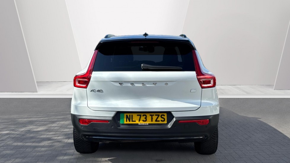 Used Volvo XC40 2023 for sale - 76130570: Photo 7