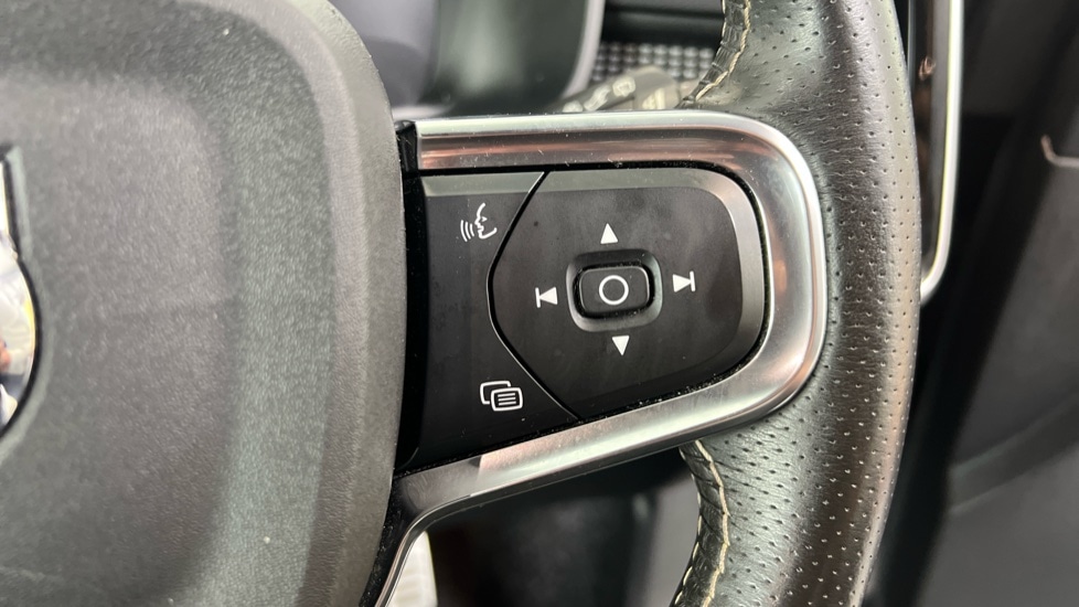 Used Volvo XC40 2020 for sale - 77634637: Photo 22