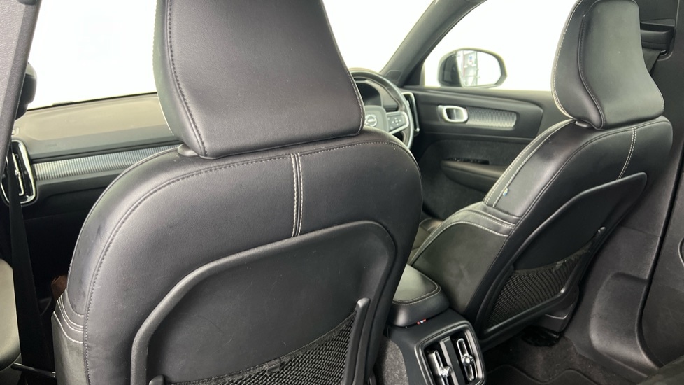 Used Volvo XC40 2020 for sale - 77634637: Photo 47