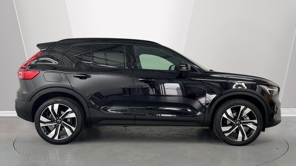 Used Volvo XC40 2025 for sale - 75763963: Photo 3