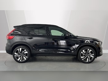 Used Volvo XC40 2025 for sale - 75763963: Photo