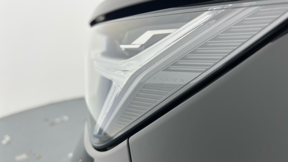 Used Volvo XC40 2025 for sale - 75763963: Photo 42