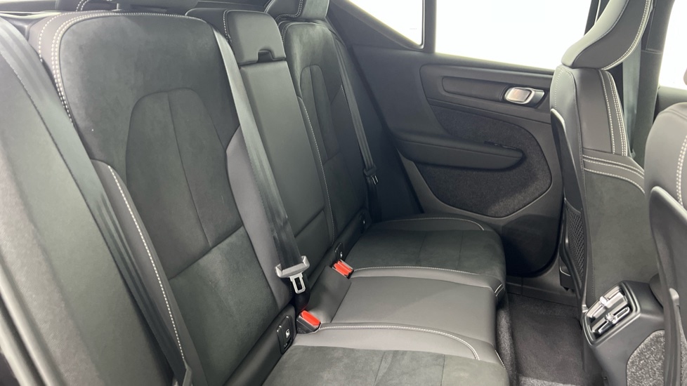 Used Volvo XC40 2025 for sale - 75763963: Photo 6