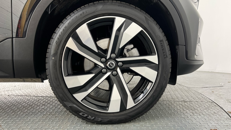 Used Volvo XC40 2025 for sale - 75763963: Photo 9