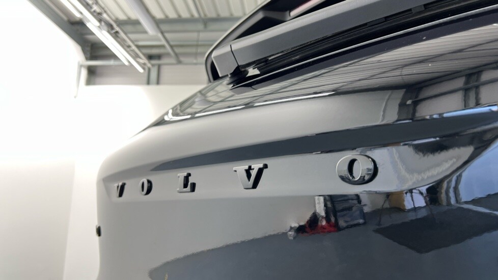 Used Volvo XC40 2025 for sale - 75997054: Photo 35