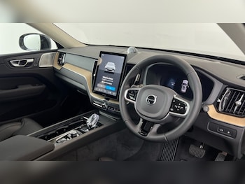 Used Volvo XC60 2026 for sale - 77476501: Photo