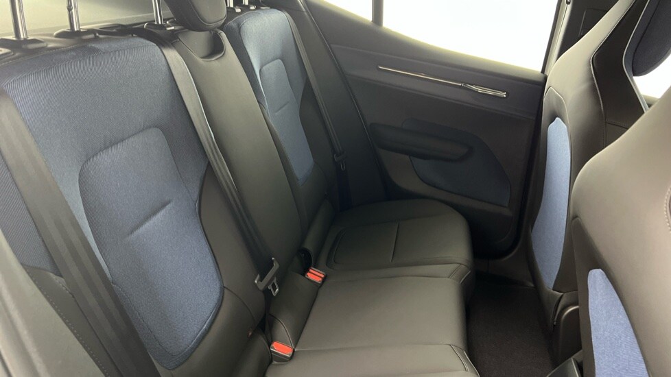 Used Volvo EX30 2025 for sale - 76074478: Photo 6