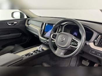 Used Volvo XC60 2022 for sale - 78467945: Photo