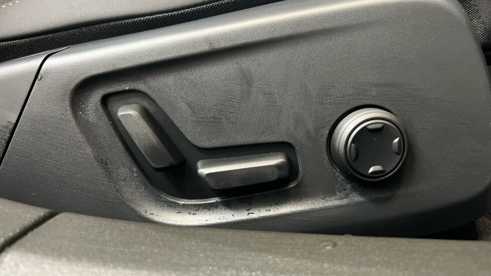 Used Polestar Polestar 2 2025 for sale - 77942016: Photo 38