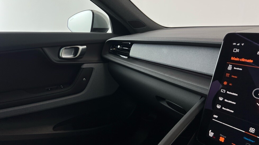 Used Polestar Polestar 2 2025 for sale - 77942016: Photo 49