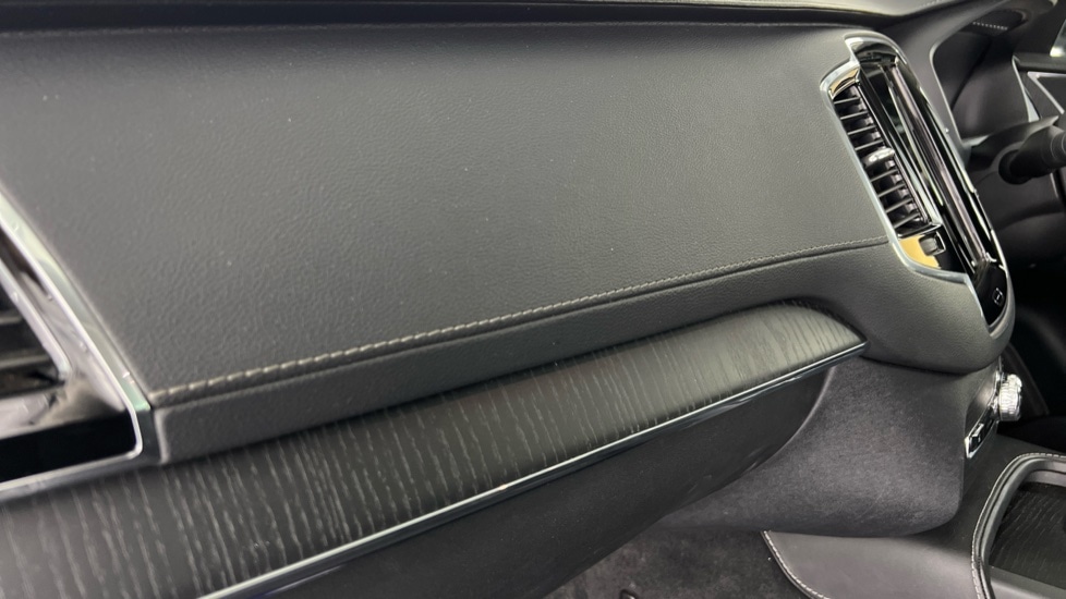 Used Volvo XC90 2020 for sale - 76745269: Photo 41