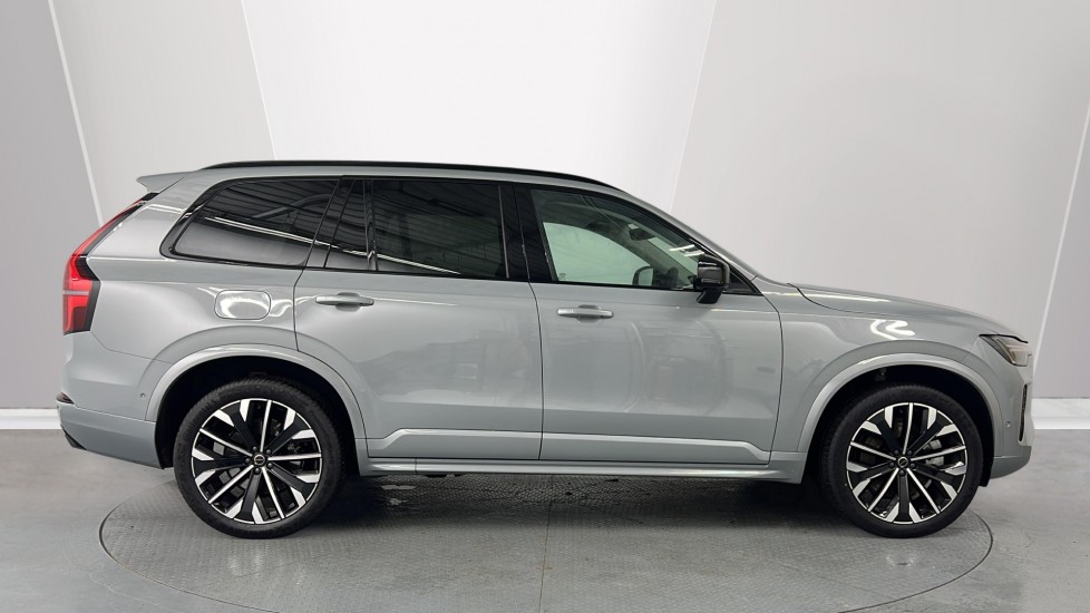 Used Volvo XC90 2025 for sale - 76766276: Photo 3