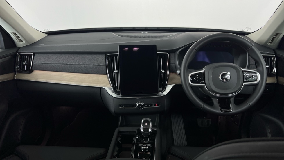 Used Volvo XC90 2025 for sale - 76766276: Photo 5