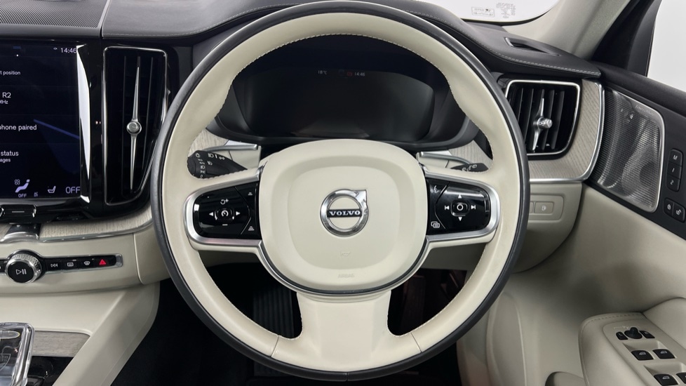 Used Volvo XC60 2020 for sale - 76154604: Photo 10