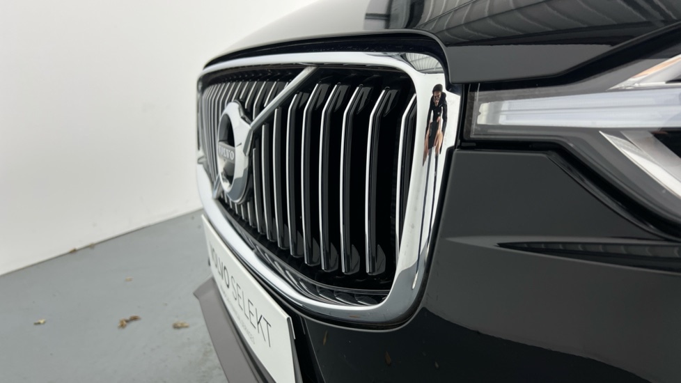 Used Volvo XC60 2020 for sale - 76154604: Photo 48
