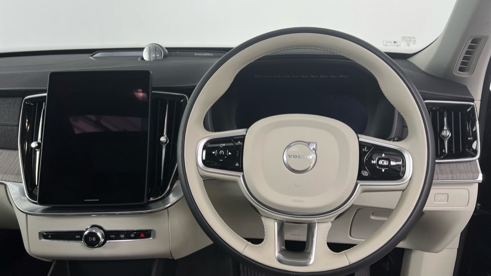 Used Volvo XC90 2025 for sale - 77978992: Photo 10