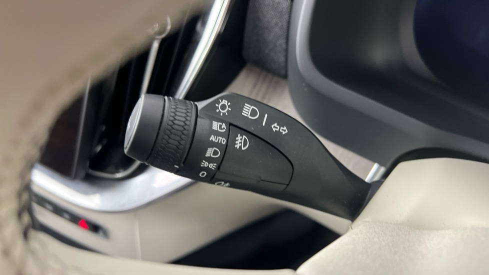 Used Volvo XC90 2025 for sale - 77978992: Photo 19