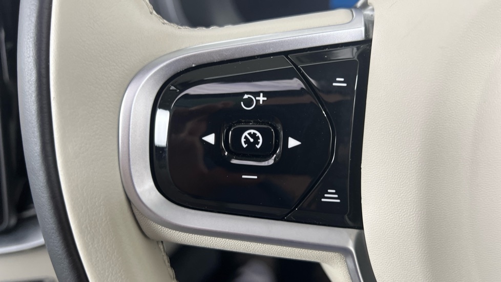 Used Volvo XC90 2025 for sale - 77978992: Photo 20