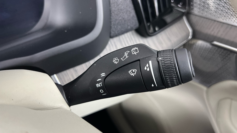 Used Volvo XC90 2025 for sale - 77978992: Photo 22