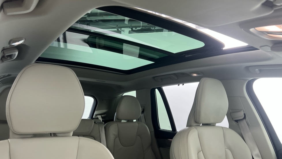 Used Volvo XC90 2025 for sale - 77978992: Photo 30