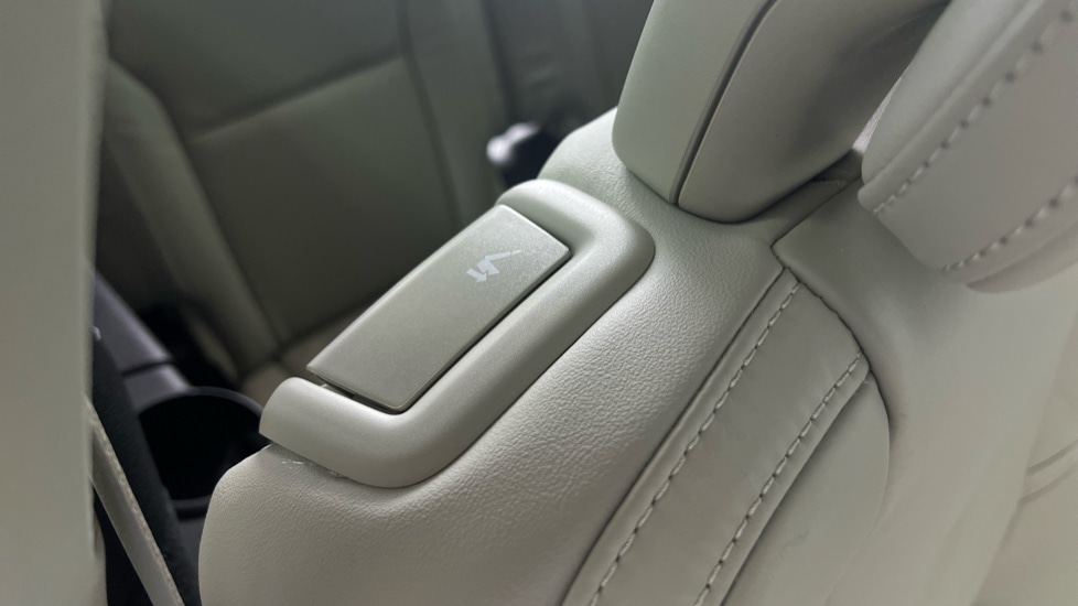 Used Volvo XC90 2025 for sale - 77978992: Photo 48