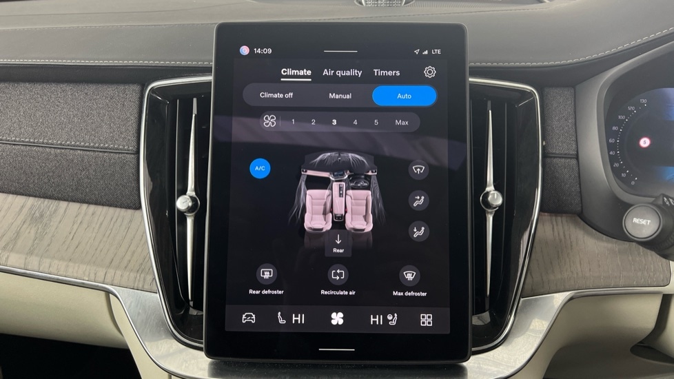 Used Volvo XC90 2025 for sale - 77978992: Photo 64