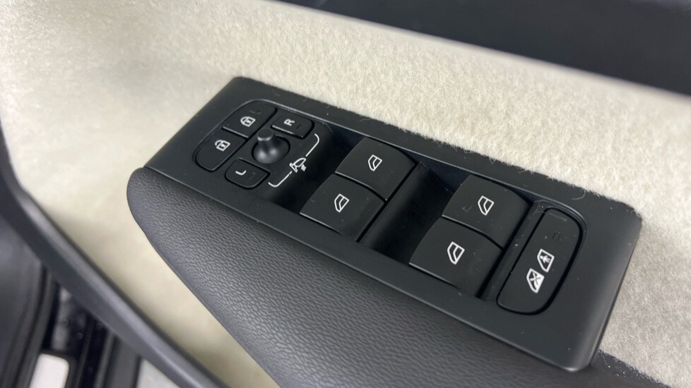 Used Volvo XC40 2022 for sale - 78215891: Photo 24