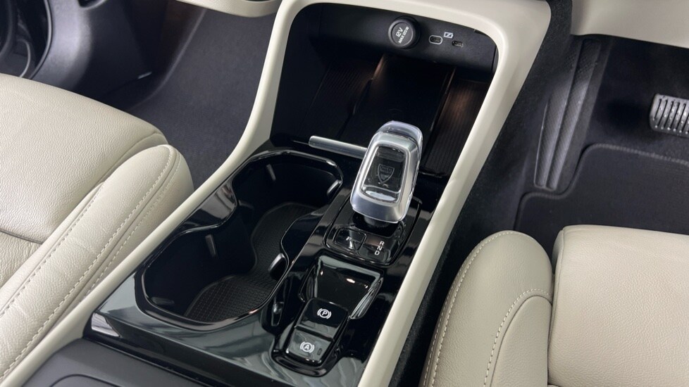 Used Volvo XC40 2022 for sale - 78215891: Photo 25