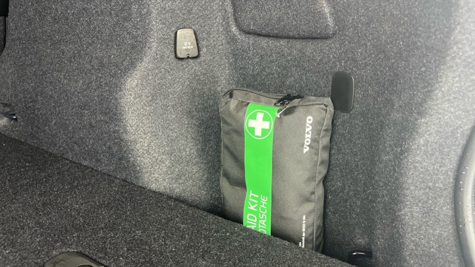 Used Volvo XC40 2022 for sale - 78215891: Photo 44