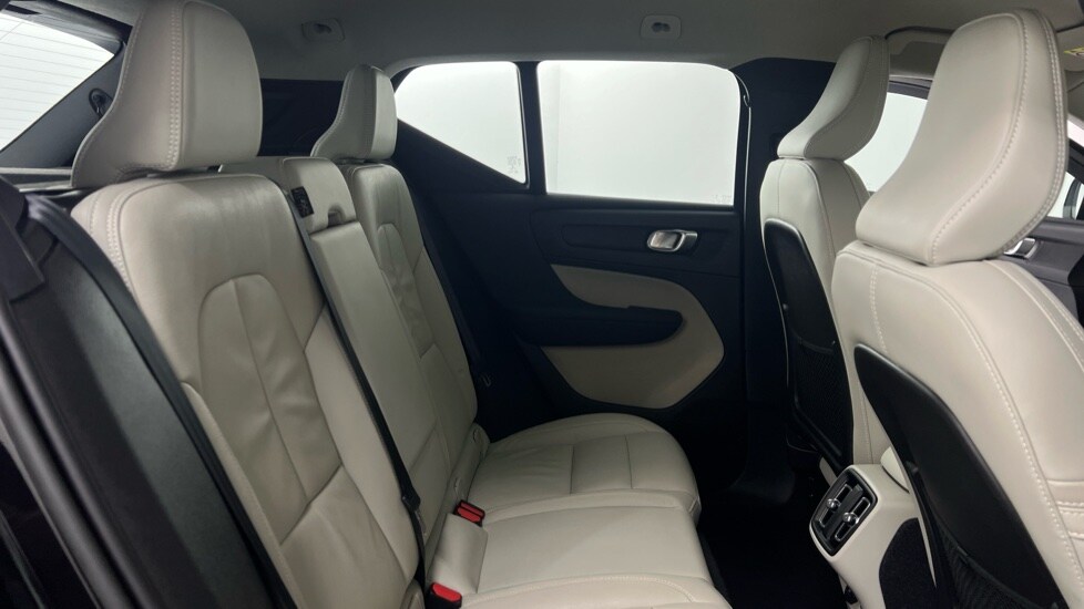 Used Volvo XC40 2022 for sale - 78215891: Photo 6