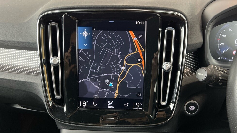 2021 Volvo XC40 T3 R-Design PRO Auto (Heated Seats, Heated Windscreen, Tints, 20 - Picture 16 of 24