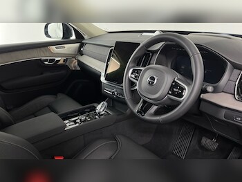 Used Volvo XC90 2025 for sale - 76942962: Photo