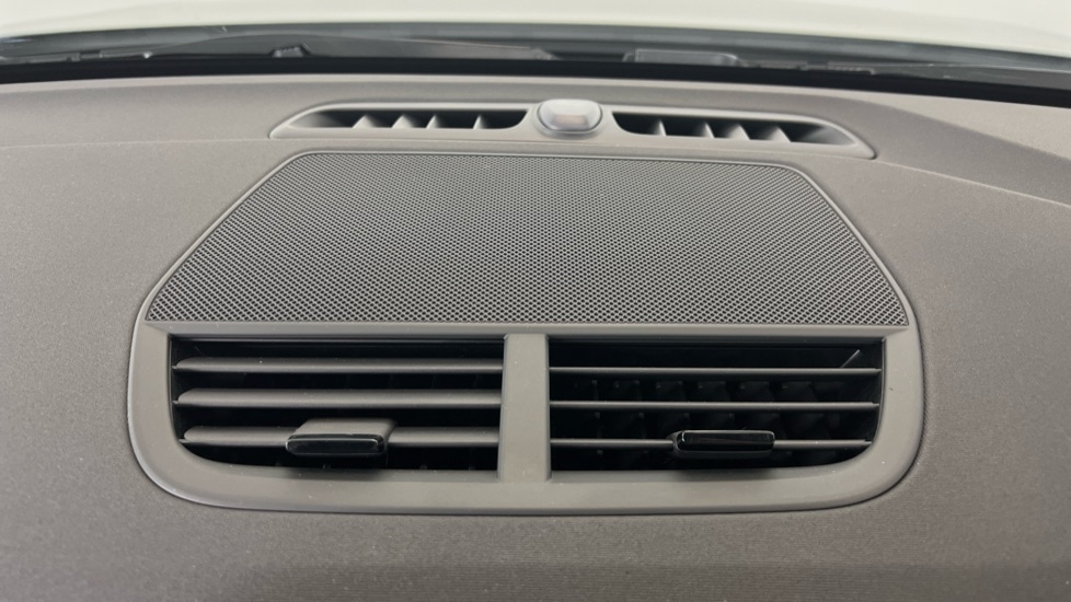 Used Polestar Polestar 2 2025 for sale - 77942015: Photo 24