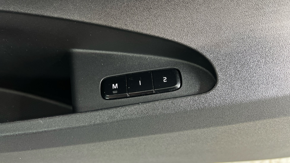 Used Polestar Polestar 2 2025 for sale - 77942015: Photo 39