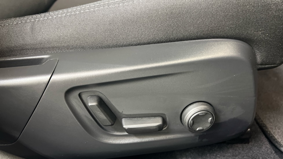 Used Polestar Polestar 2 2025 for sale - 77942015: Photo 40