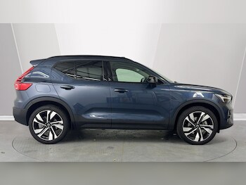 Used Volvo XC40 2025 for sale - 77877498: Photo