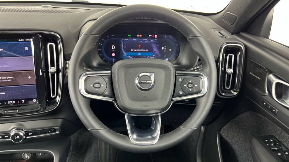 Used Volvo XC40 2025 for sale - 76003584: Photo 10