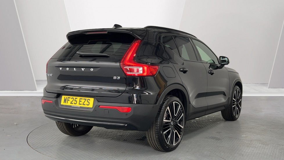 Used Volvo XC40 2025 for sale - 76003584: Photo 2