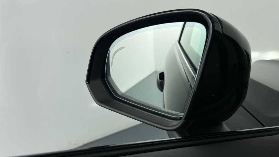 Used Volvo XC40 2025 for sale - 76003584: Photo 30