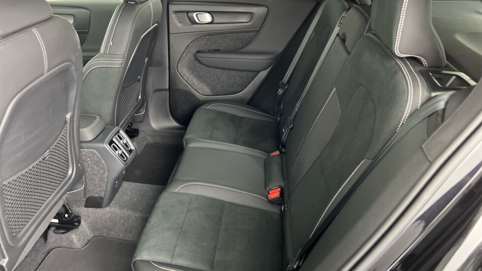 Used Volvo XC40 2025 for sale - 76003584: Photo 31