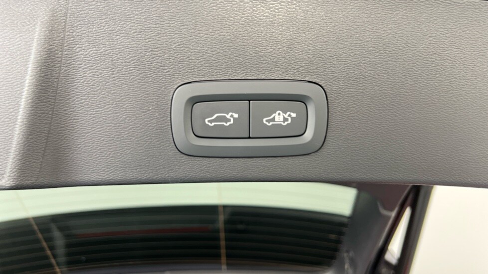 Used Volvo XC40 2025 for sale - 76003584: Photo 33