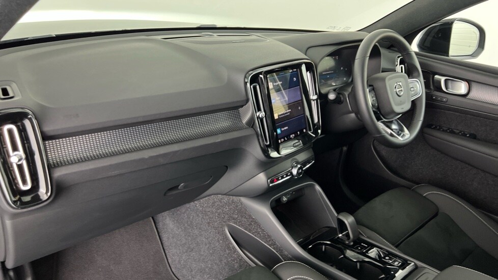 Used Volvo XC40 2025 for sale - 76003584: Photo 42