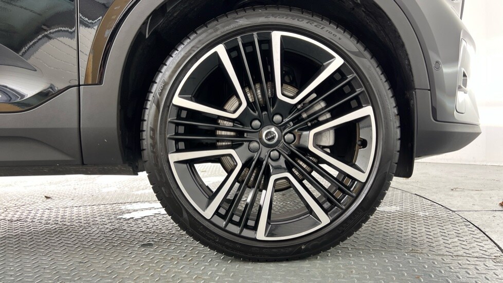 Used Volvo XC40 2025 for sale - 76003584: Photo 9