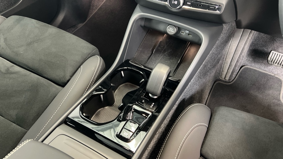 Used Volvo XC40 2025 for sale - 77818907: Photo 24