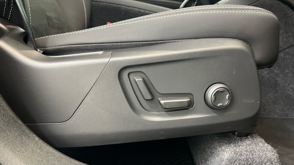 Used Volvo XC40 2025 for sale - 77818907: Photo 29