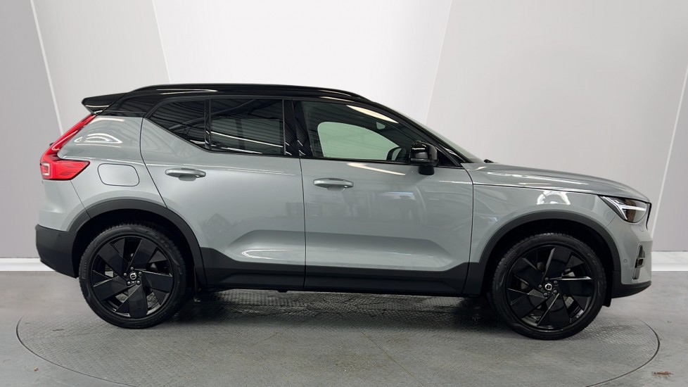 Used Volvo XC40 2025 for sale - 77818907: Photo 3